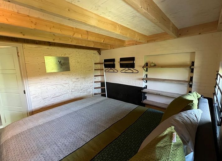 Vacation home in Zutphen with modern terrace surrounded by green nature in Achterhoek, Gelderland. Perfect for a relaxing stay.