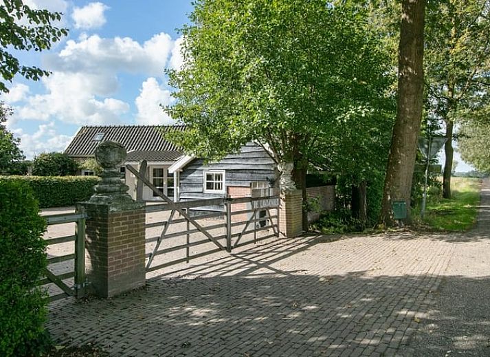Erleben Sie den laendlichen Charme eines Ferienhauses in Geesteren mit Blick auf die Natur in Gelderland.