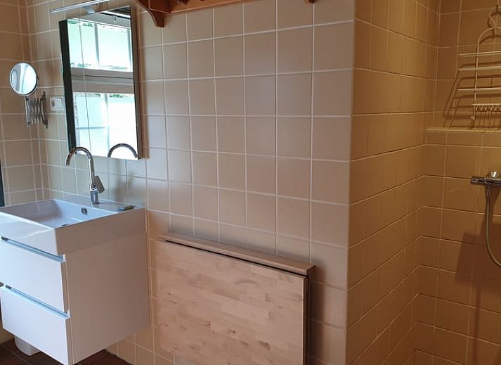 Vacation cottage in Vorden, located in the green nature of Achterhoek, Gelderland. Enjoy the peace and charm of this vacation home.