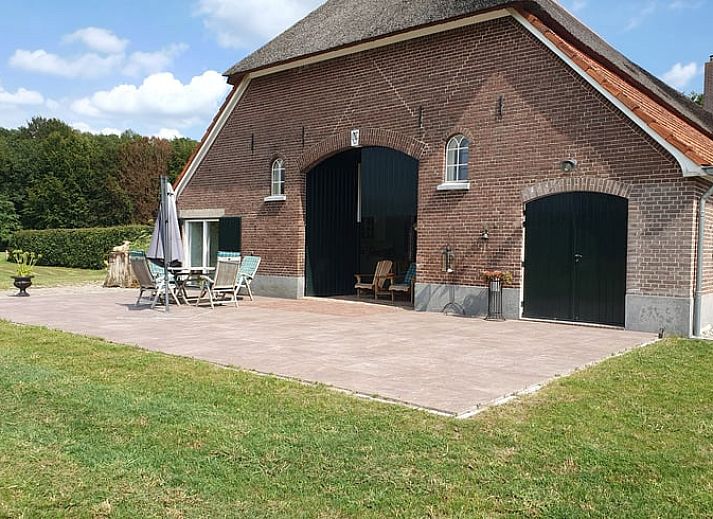 Vakantiehuis in Vorden Achterhoek met ruim terras en landelijke sfeer, gelegen in het groene landschap van Vorden, Achterhoek, Gelderland.