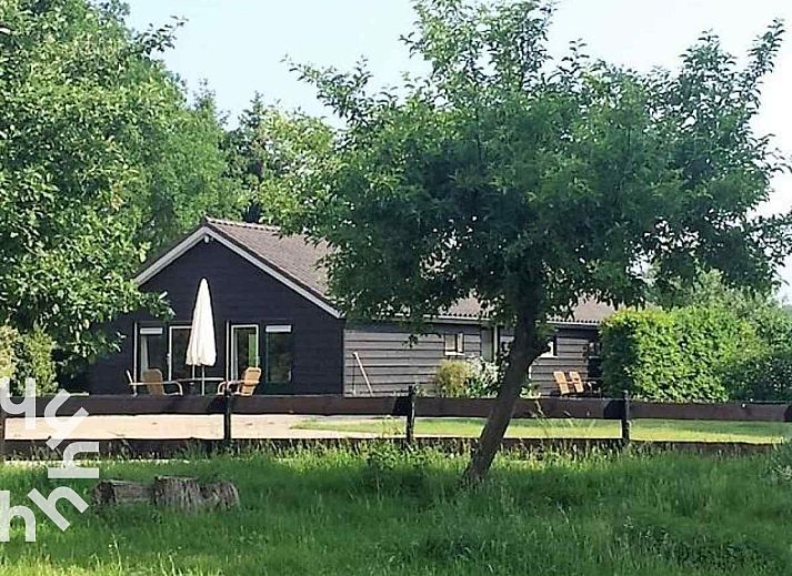 Spielplatz mit Rutsche im Ferienhaus DG126 in Vorden, Achterhoek, Gelderland.
