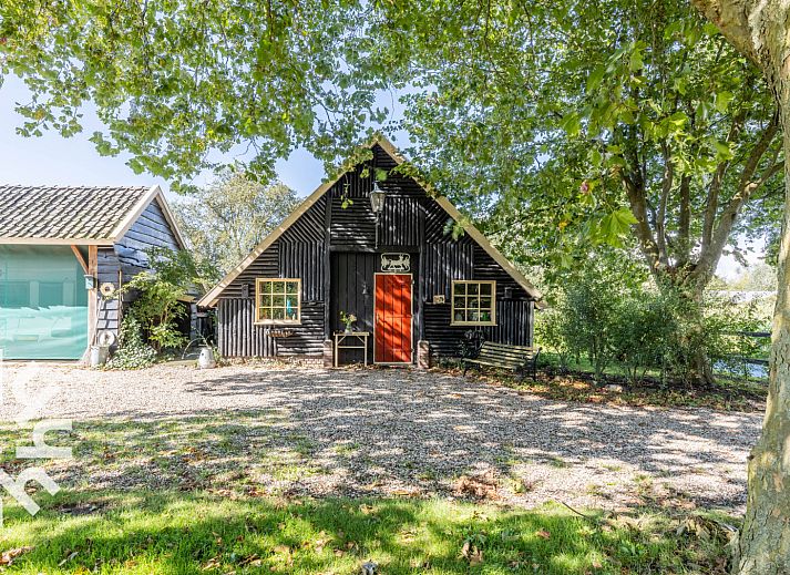 Vacation home DG496 in Vorden, Achterhoek, surrounded by green nature and tranquility.