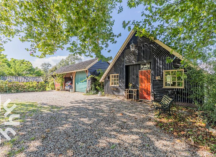 Vacation home DG496 in Vorden, Achterhoek, surrounded by green nature and tranquility.