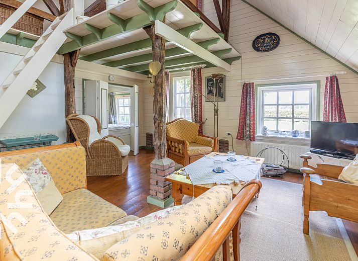 Stylish sink in vacation home DG496 in Vorden, Achterhoek, with marble top.