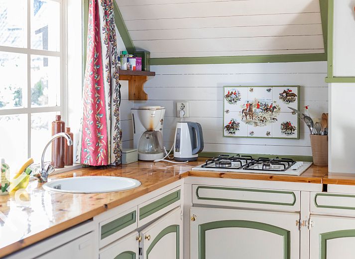 Stylish sink in vacation home DG496 in Vorden, Achterhoek, with marble top.