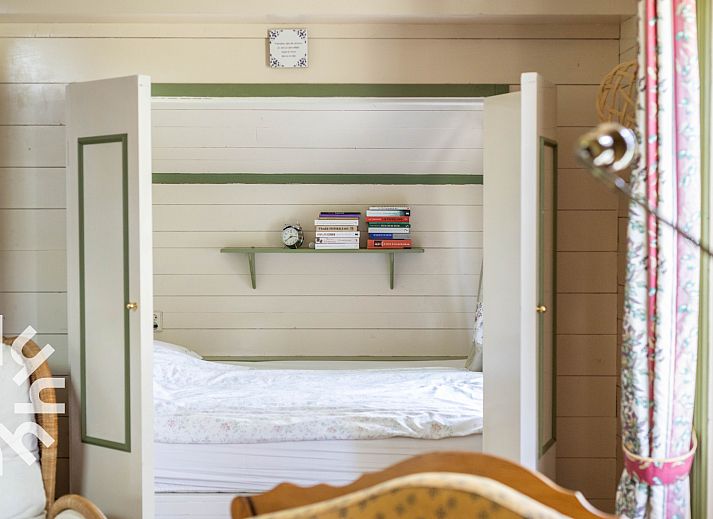 Stylish sink in vacation home DG496 in Vorden, Achterhoek, with marble top.
