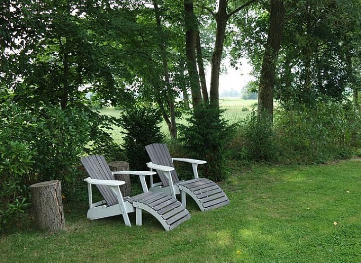 Traditionele houten elementen in Vakantiehuisje in Neede, Achterhoek, Gelderland.
