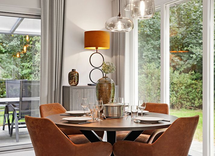 Buitenzijde van de Stroombroek 4-persoons wellnessbungalow in Braamt, gelegen in het groene Achterhoek, Gelderland.