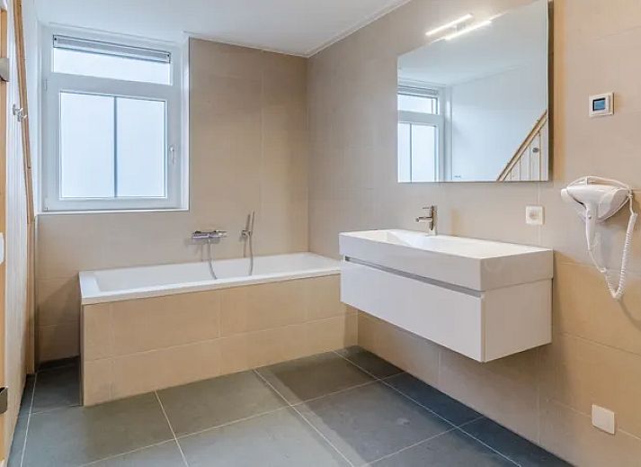 Verblijf 295013 - Bungalow Achterhoek - Stroombroek | 12-persoons woning culinair | 12ELF