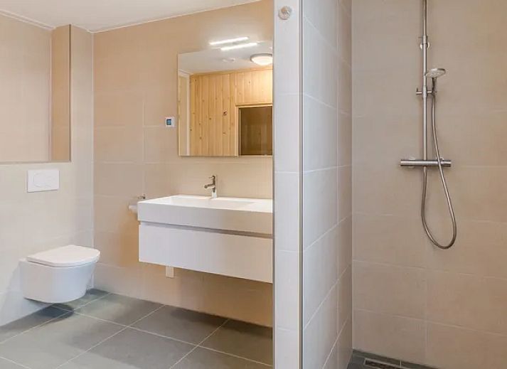 Verblijf 295019 - Bungalow Achterhoek - Stroombroek | 16-persoons woning | 16L