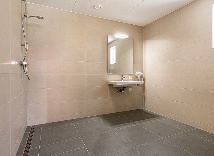 Unterkunft 295039 - Bungalow Achterhoek - Stroombroek | 12-persoons woning | 12L