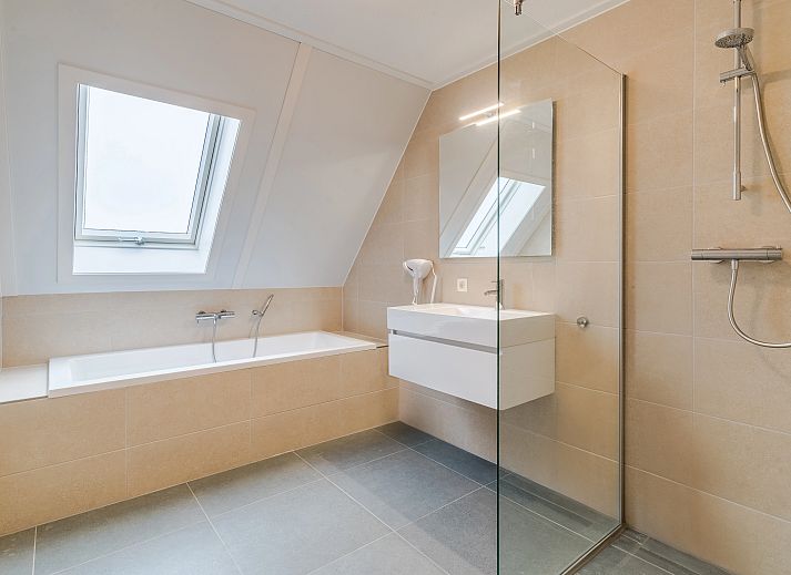 Unterkunft 295040 - Bungalow Achterhoek - Stroombroek | 16-persoons woning | 16L