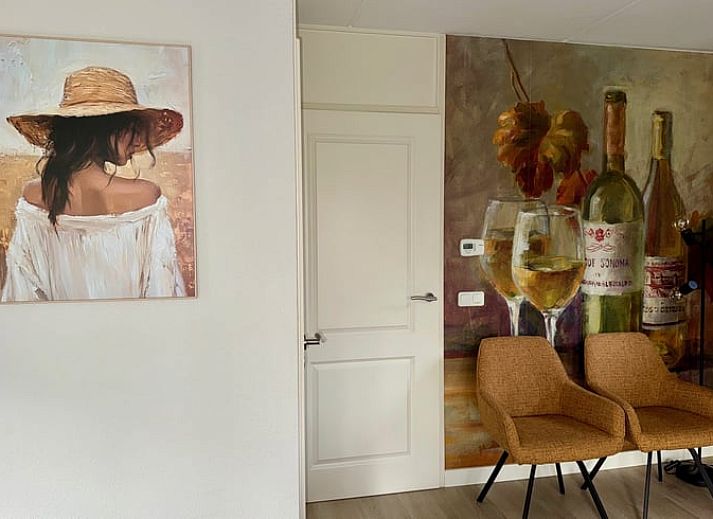 Cozy garden with tipi at cottage in Lievelde, Achterhoek, perfect for children.