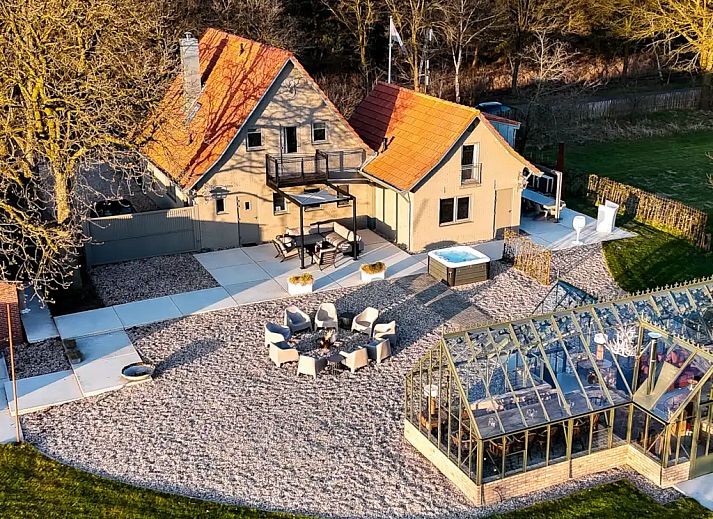 Guest house 295837 - Holiday property Achterhoek - De Heidebloem met jacuzzi en sauna