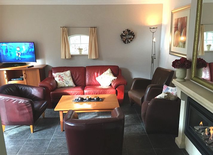 Prachtig vakantiehuis bij mooistevakantiehuis.nl in Winterswijk, Achterhoek, omringd door groene natuur.