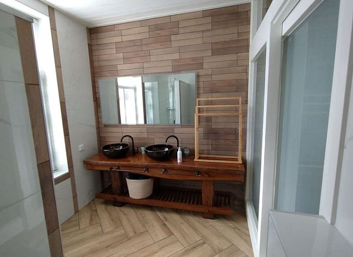 Rustic surroundings of Holiday home in Winterswijk Kotten, ideal for nature lovers in the Achterhoek.