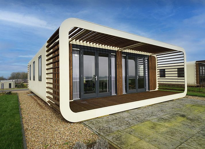 Modernes Einfamilienhaus in Olburgen mit Veranda, gelegen in der ruhigen Natur der Region Achterhoek in Gelderland.