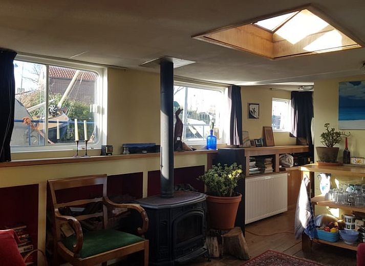 Vakantiehuis in Almen, geniet van de waterkant in de Achterhoek, Gelderland met een schilderachtig uitzicht.