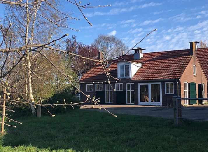 Cottage in Almen, Ferienhaus in Achterhoek, Gelderland. Traditionelles Bauernhaus-Design mit laendlichem Charme und gruener Umgebung.