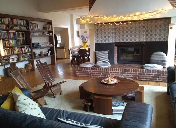 Kinderfreundlicher Garten des Ferienhauses in Marienvelde, ideal fuer einen Familienurlaub in Achterhoek, Gelderland.