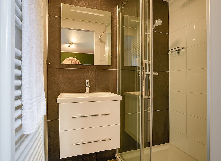 Gezellige zithoek in De Vlinderhoeve, een luxe bungalow in Kring van Dorth, Achterhoek, Gelderland.