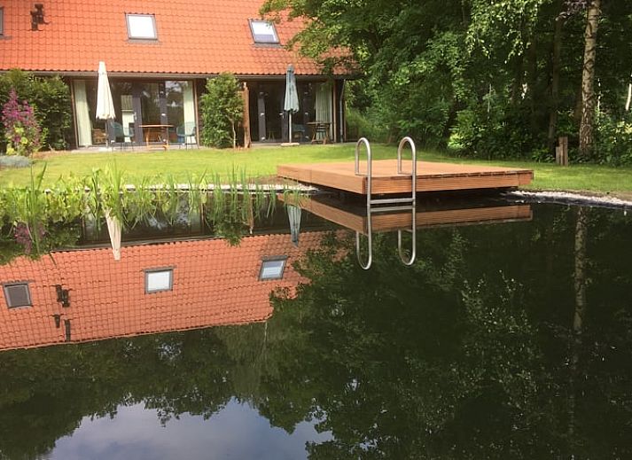 Vakantiehuisje in Joppe met zwemvijver omringd door natuur, gelegen in de Achterhoek, Gelderland.