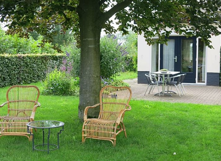 Vakantiehuisje in Tonden, Gelderse vallei, Gelderland met een prachtig uitzicht op het omringende groen.