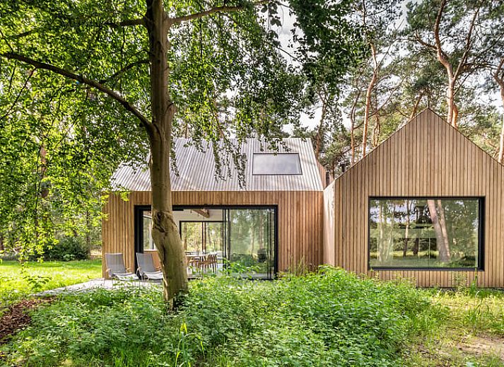 Ferienhaus in Tonden, Gelderland Tal, umgeben von gruener Natur und Ruhe.