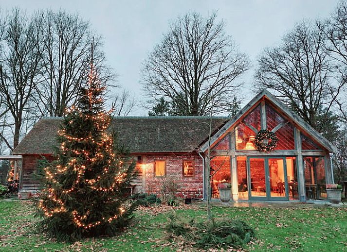 Huisje in Tonden, een charmant vakantiehuis in de Gelderse vallei, omgeven door groene natuur en rustiek landschap in Gelderland.