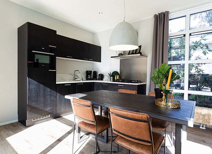 Geniessen Sie Luxus und Entspannung im Modul Special 4 Personen Wellness in Beekbergen, Veluwe. Perfektes Ferienhaus mit Spa und Natur.