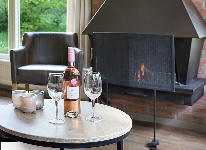 Heideheuvel 6-Personen-Bungalow in Beekbergen, Veluwe, umgeben von viel Gruen und Ruhe.