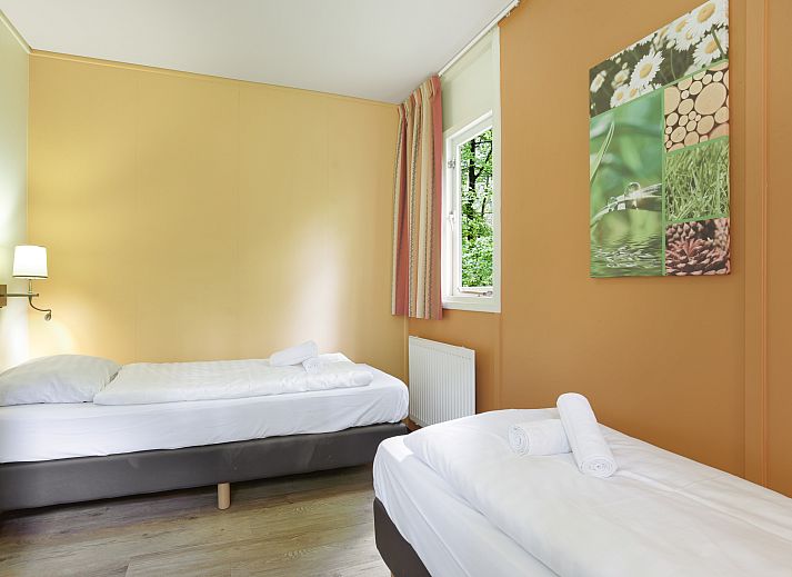 Moderne woonkamer van Heideheuvel 4CE bungalow in Beekbergen, Veluwe.