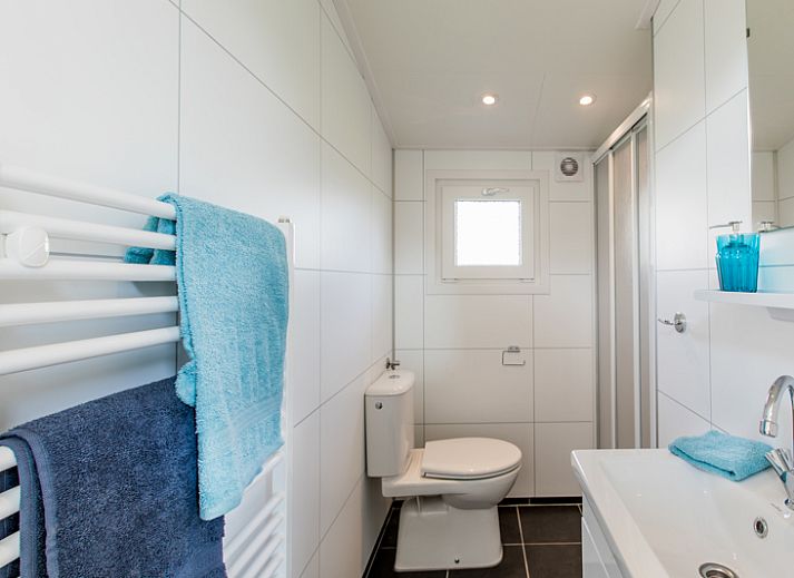 Rialto Ferienhaus fuer 6 Personen in Beekbergen, Veluwe, mit sonniger Terrasse und gruener Umgebung fuer einen entspannten Aufenthalt in Gelderland.