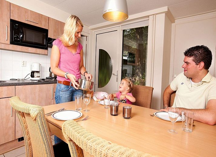 Guest house 320536 - Bungalow Veluwe - Vakantiepark de Berkenhorst 2