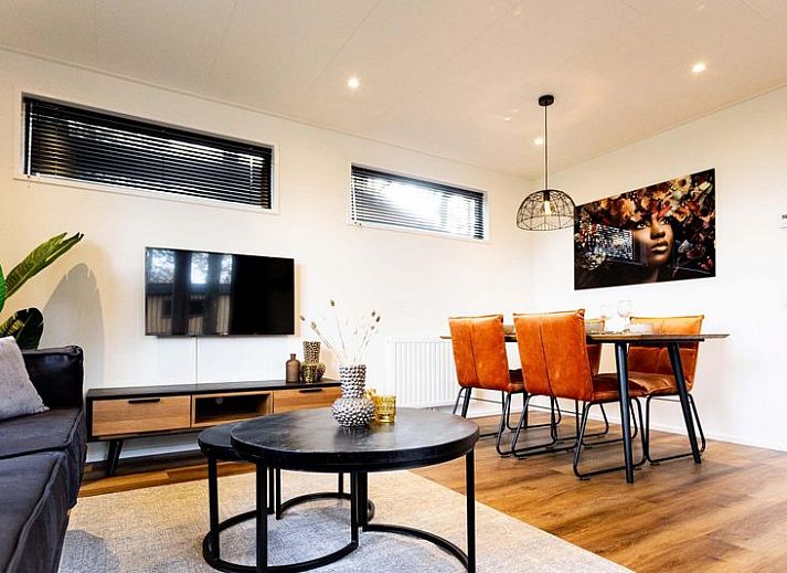 Floor plan of Module Wood 4 person vacation home in Ede, Veluwe with two bedrooms, kitchen and living room.