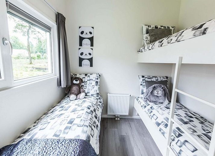 Modul 5 Personen Ferienhaus mit Teich in Ede, Veluwe, Gelderland, umgeben von Natur.