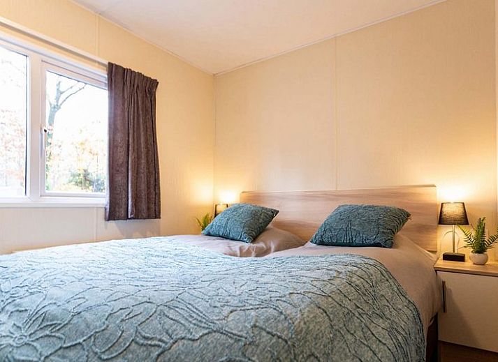 Ferienhaus fuer 6 Personen in Ede, Veluwe mit Terrasse am Wasser, ideal zum Entspannen in der Natur.