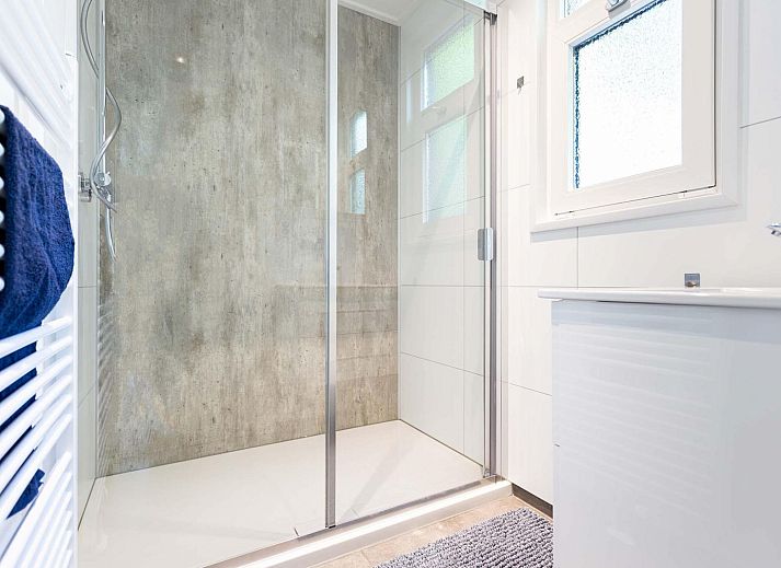 Module Special Wellness (Spa) vakantiehuis met jacuzzi in Ede, Veluwe, Gelderland, omgeven door groene natuur.