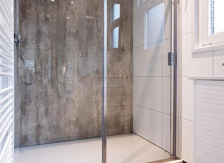 Module Special kids 5 personen in Ede, Veluwe, Gelderland met groene tuin en terras voor ontspanning.