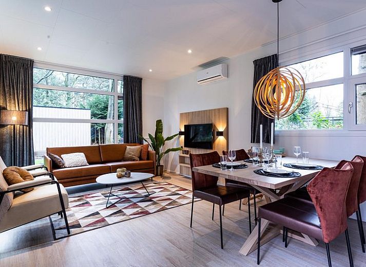 Speeltoestellen bij Module Special kids 5 personen, vakantiehuis in Ede, Veluwe, Gelderland omgeven door natuur.