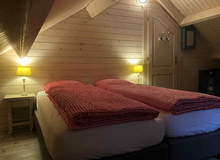 Aussenansicht des Ferienhauses DG1298 in Emst, Veluwe, umgeben von Natur.