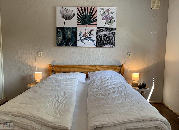 Charmante Glamping Lodge Tiny Lodge in Harderwijk, Veluwe, Gelderland, umgeben von viel Gruen und Ruhe.