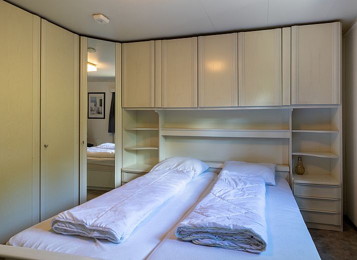 Quiet avenue at Veluwe Lodge vacation accommodation in Harderwijk, Veluwe