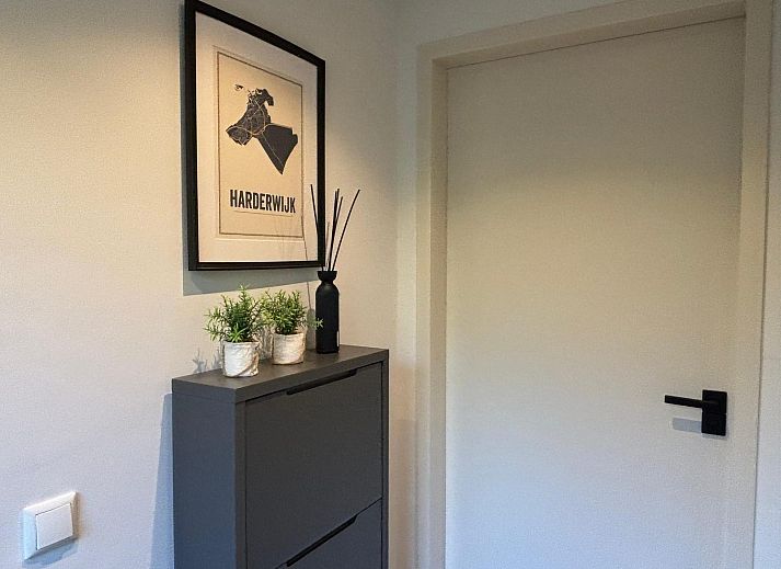 Stijlvolle woonkamer van Bungalow Deluxe 4p in Harderwijk, Veluwe, Gelderland.