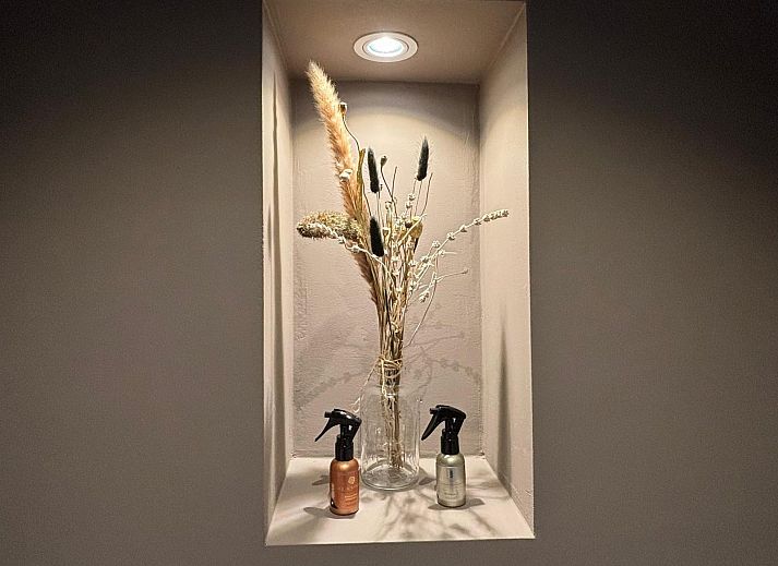 Stijlvolle woonkamer van Bungalow Deluxe 4p in Harderwijk, Veluwe, Gelderland.