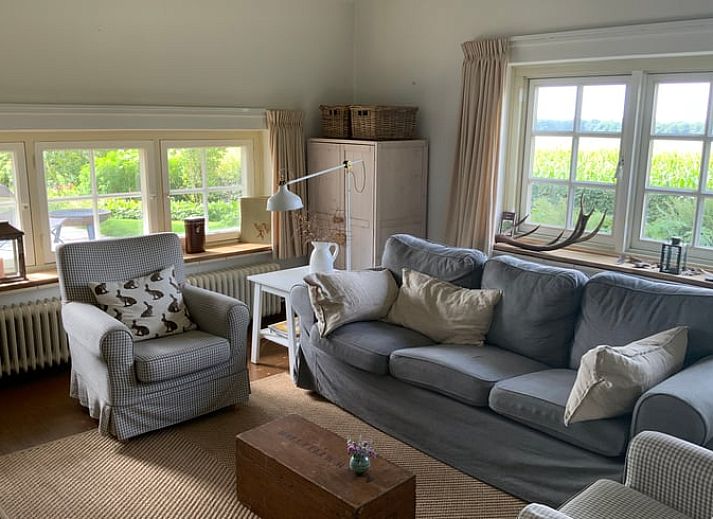 Terrasse mit Holzgarten in Cottage in Hoenderloo, Ferienhaus in Veluwe, Gelderland.