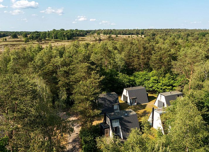 Vrijstaande woning in Hoenderloo op de Veluwe, een charmant vakantiehuis omgeven door natuur in Gelderland.