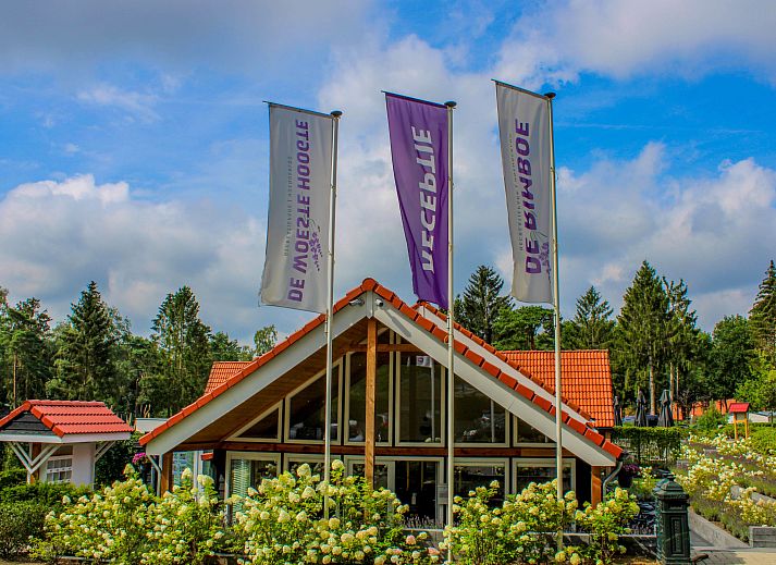Prive sauna naast Vakantiehuis Veluwe in Hoenderloo, Veluwe, voor ultieme ontspanning.