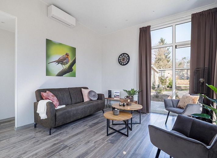 Natural surroundings at Holiday home Deerhoeve comfort in Hoenderloo, Veluwe. Perfect for a relaxing vacation.