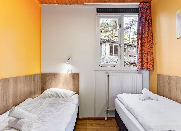 Unterkunft 321165 - Bungalow Veluwe - Miggelenberg | 18-persoons reuniebungalow | 18C